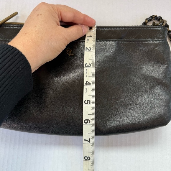 Elliott Lucca Black Leather Crossbody Bag - Picture 11 of 14